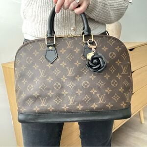 ✅AUTHENTIC✅LOUIS VUITTON ALMA PM